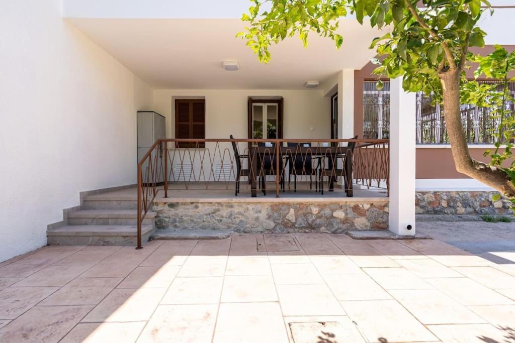 Verdant 1-bedroom In Ларнака